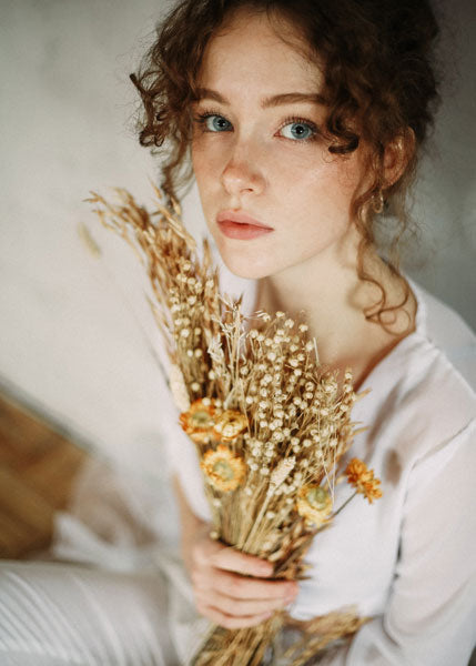 How to go Foundation Free - Use Skin Serum