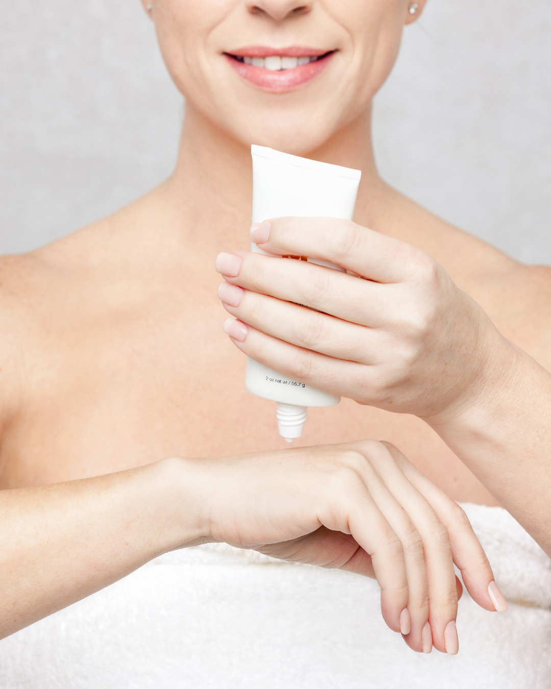 Model applying Lumina Hand Treatment